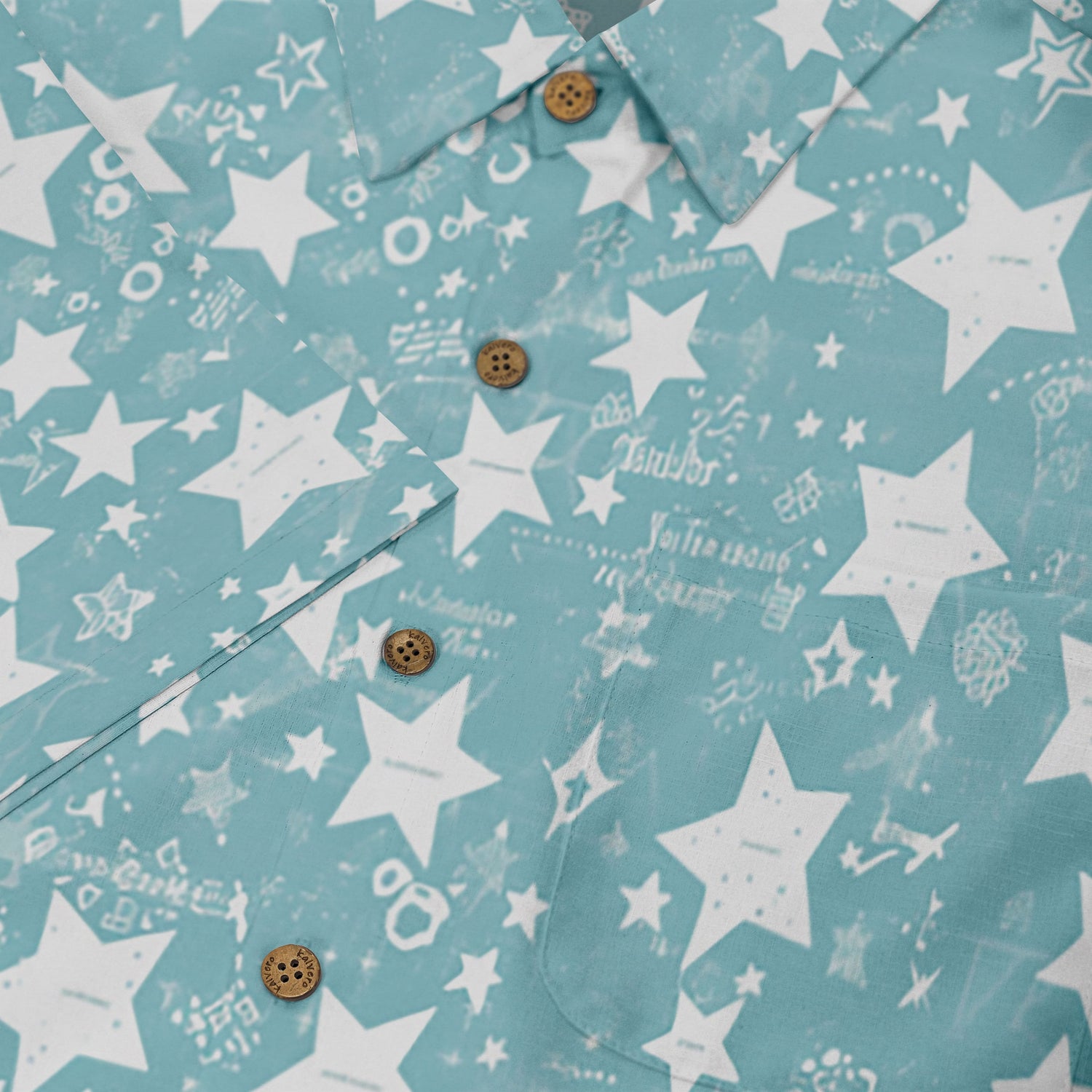 Shirt with a starry design, perfect for a playful and optimistic look.